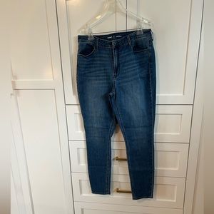Old Navy High Rise Super Skinny Jeans